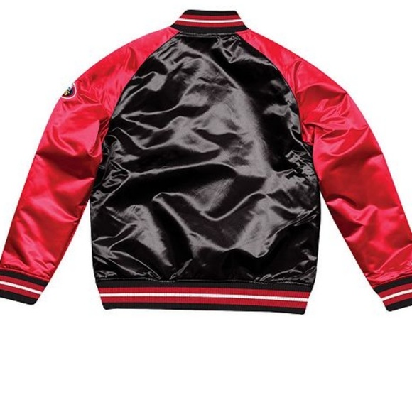 Chicago Bulls Tough Season Satin Jacket M&Ness - Picture 4 of 4